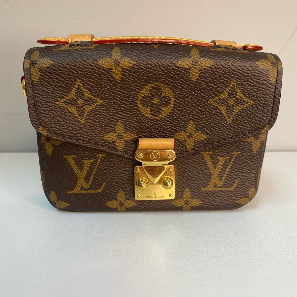 Louis Vuitton Micro Pochette Metis - Picture 3 of 12
